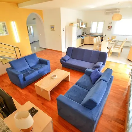 아파트 Drazovic *